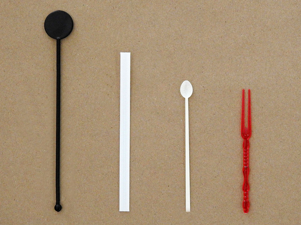 Single-use plastic stirrers