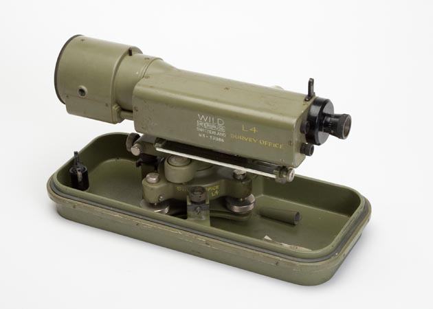 Level manufactured by Wild