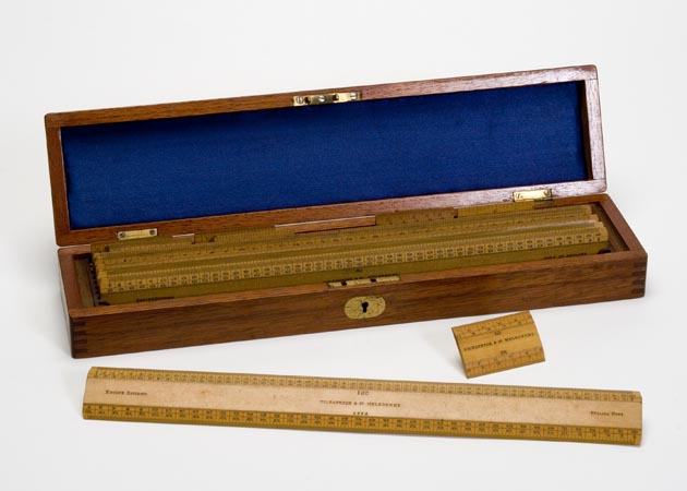 Set of boxwood scale rules