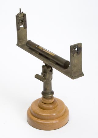 Spirit level used in the 1840s