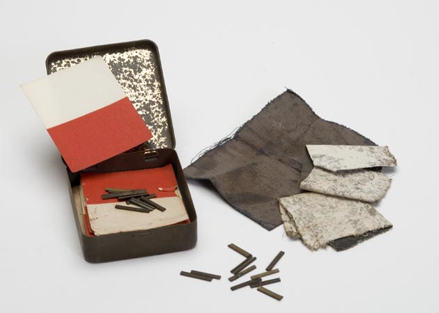 Chain repair kit used to repair broken steel bands