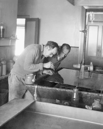 Quality checking of a plate that has been processed using the Hunter Penrose camera