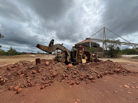 Remnant plant and equipment at Mount Garnet