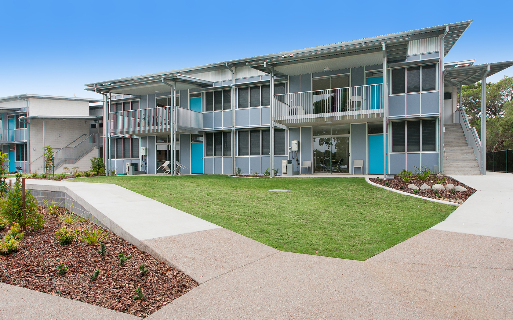 Exterior view of the Kings accommodation building at Sunshine Coast Recreation Precinct.